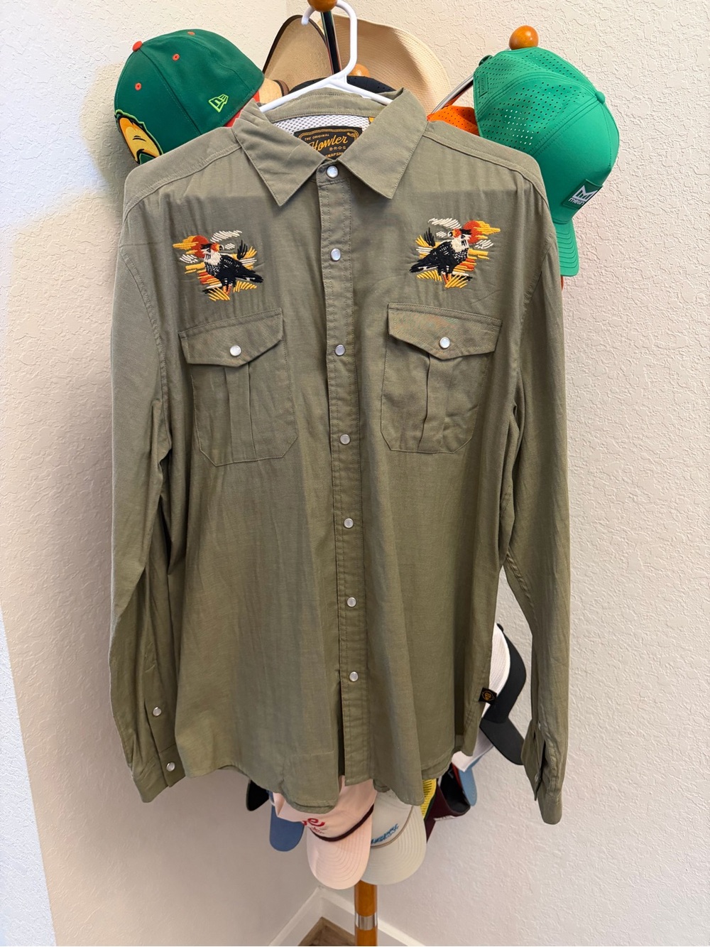 Howler Brothers Men's Gaucho Snapshirt